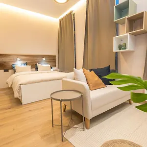 https://golden-dove-luxury-aparts.brusselshotelsbook.com