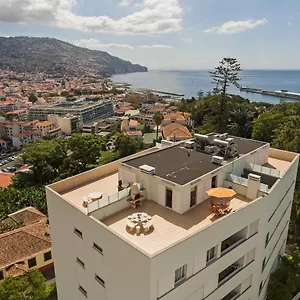 Apartment Jasmineiro Iii By An Island, Funchal (Madeira)