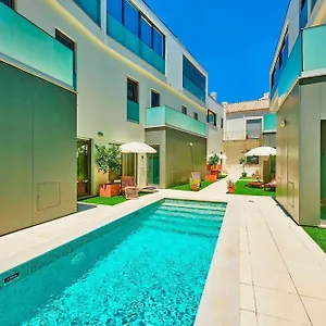 https://executive-apartment-tavira-centre-shared-pool.hotelaalgarve.com