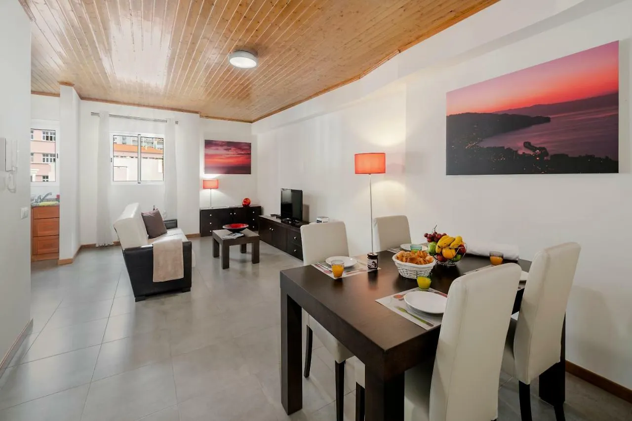 Ourmadeira - Taberna Apartments, Old Town 0*, Funchal (Madeira)